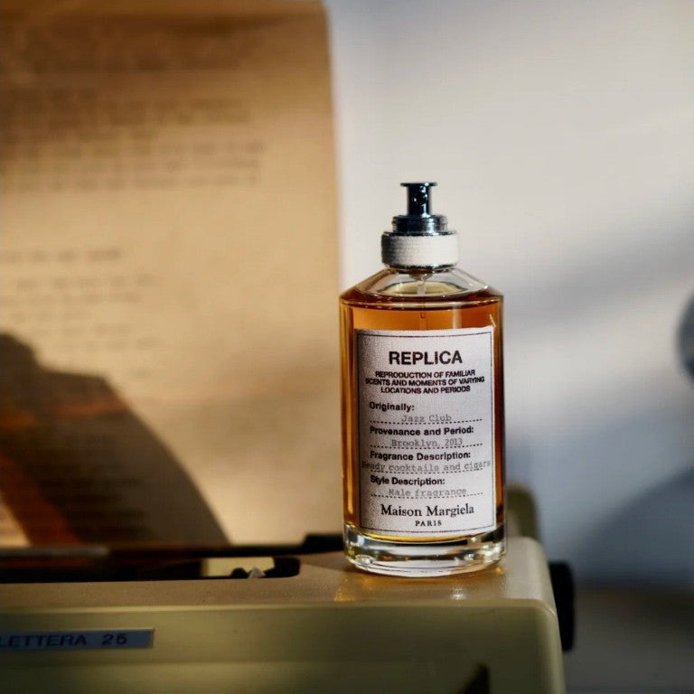 【ของแท้✓จัดส่งรวดเร็ว】 Jazz Club EDT 2ml / 5ml / 10ml น้ําหอมชาย น้ำหอมขายดี น้ำหอมพกพา น้ําหอมเสน่ห์ ขนาดทดลอง กลิ่นหอม