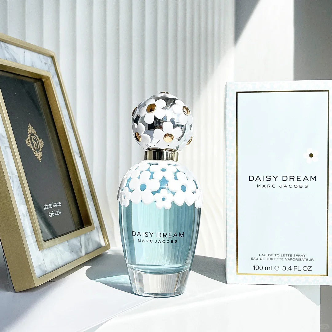 【ของแท้✓ติดทนนาน】 Daisy Dream 230 EDT 2ml / 5ml / 10ml น้ําหอมผู้หญิง น้ำหอมมินิ กลิ่นติดทนนาน น้ำหอมพกพา น้ำหอมยอดนิยม