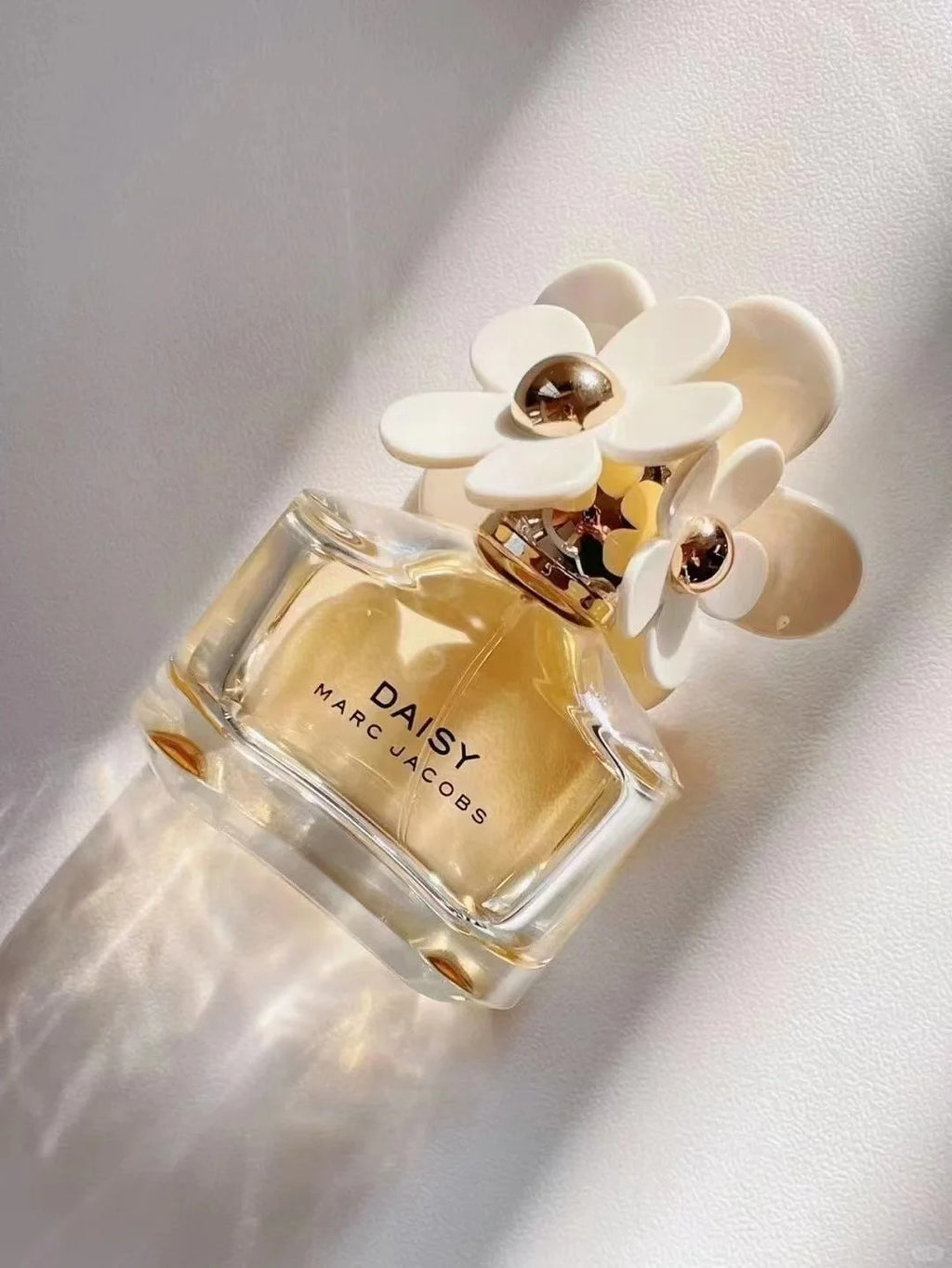【ของแท้✓ติดทนนาน】 Jacobs Daisy EDT 2ml / 5ml / 10ml น้ําหอมผู้หญิง น้ำหอมมินิ กลิ่นติดทนนาน น้ำหอมพกพา น้ำหอมยอดนิยม