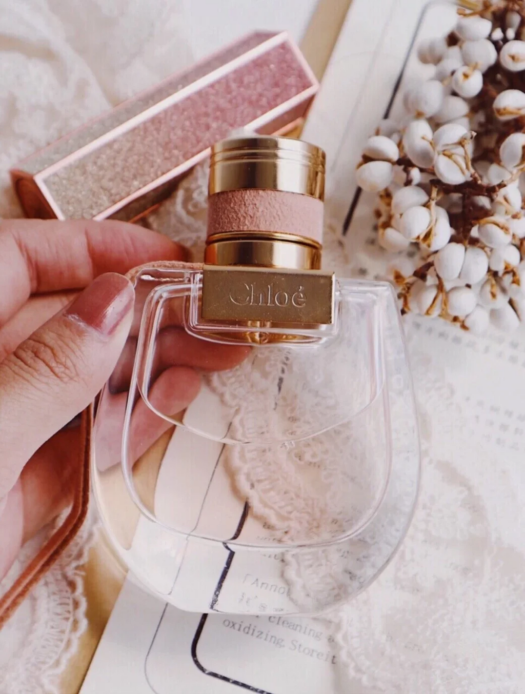 【ของแท้✓จัดส่งรวดเร็ว】 Roses De EDP & Nomade EDP 2ml/5ml/10ml น้ำหอมพกพา สินค้าขายดี น้ําหอมผู้หญิง ติดทนนาน พร้อมส่ง ขนาดทดลอง