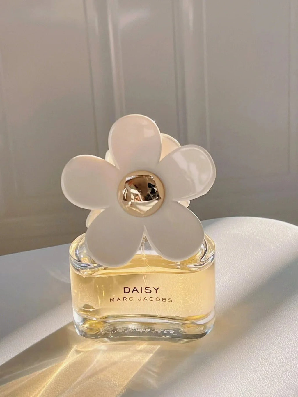 【ของแท้✓ติดทนนาน】 Jacobs Daisy EDT 2ml / 5ml / 10ml น้ําหอมผู้หญิง น้ำหอมมินิ กลิ่นติดทนนาน น้ำหอมพกพา น้ำหอมยอดนิยม