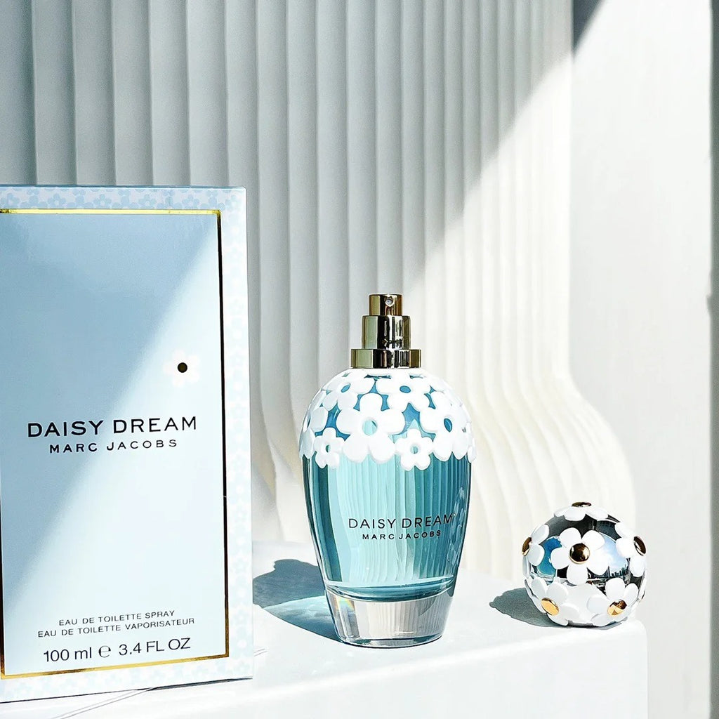 【ของแท้✓ติดทนนาน】 Daisy Dream 230 EDT 2ml / 5ml / 10ml น้ําหอมผู้หญิง น้ำหอมมินิ กลิ่นติดทนนาน น้ำหอมพกพา น้ำหอมยอดนิยม