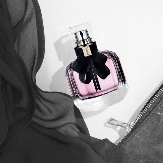 【ของแท้✓ติดทนนาน】Mon Paris EDP 2ml / 5ml / 10ml น้ําหอมผู้หญิง น้ำหอมพกพา น้ําหอมแท้ น้ําหอมฟิน