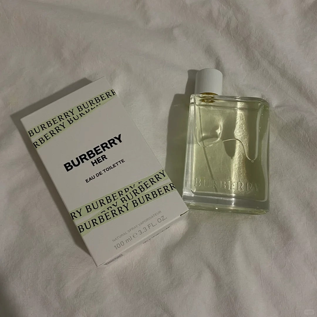 【ของแท้✓ติดทนนาน】 Her Eau de Toilette 2ml / 5ml / 10ml น้ําหอมผู้หญิง น้ำหอมพกพา พร้อมส่ง beauty fragrance