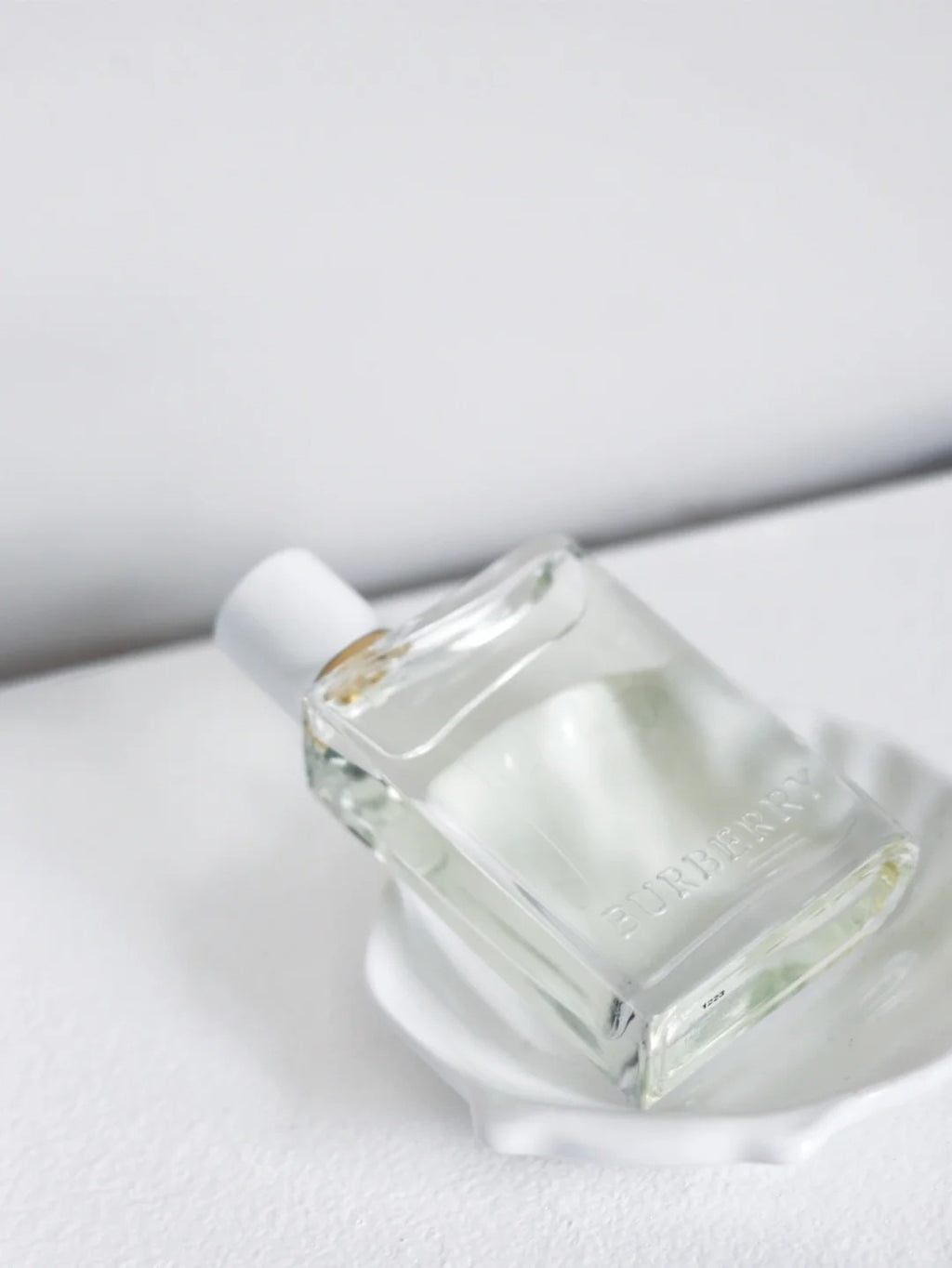 【ของแท้✓ติดทนนาน】 Her Eau de Toilette 2ml / 5ml / 10ml น้ําหอมผู้หญิง น้ำหอมพกพา พร้อมส่ง beauty fragrance